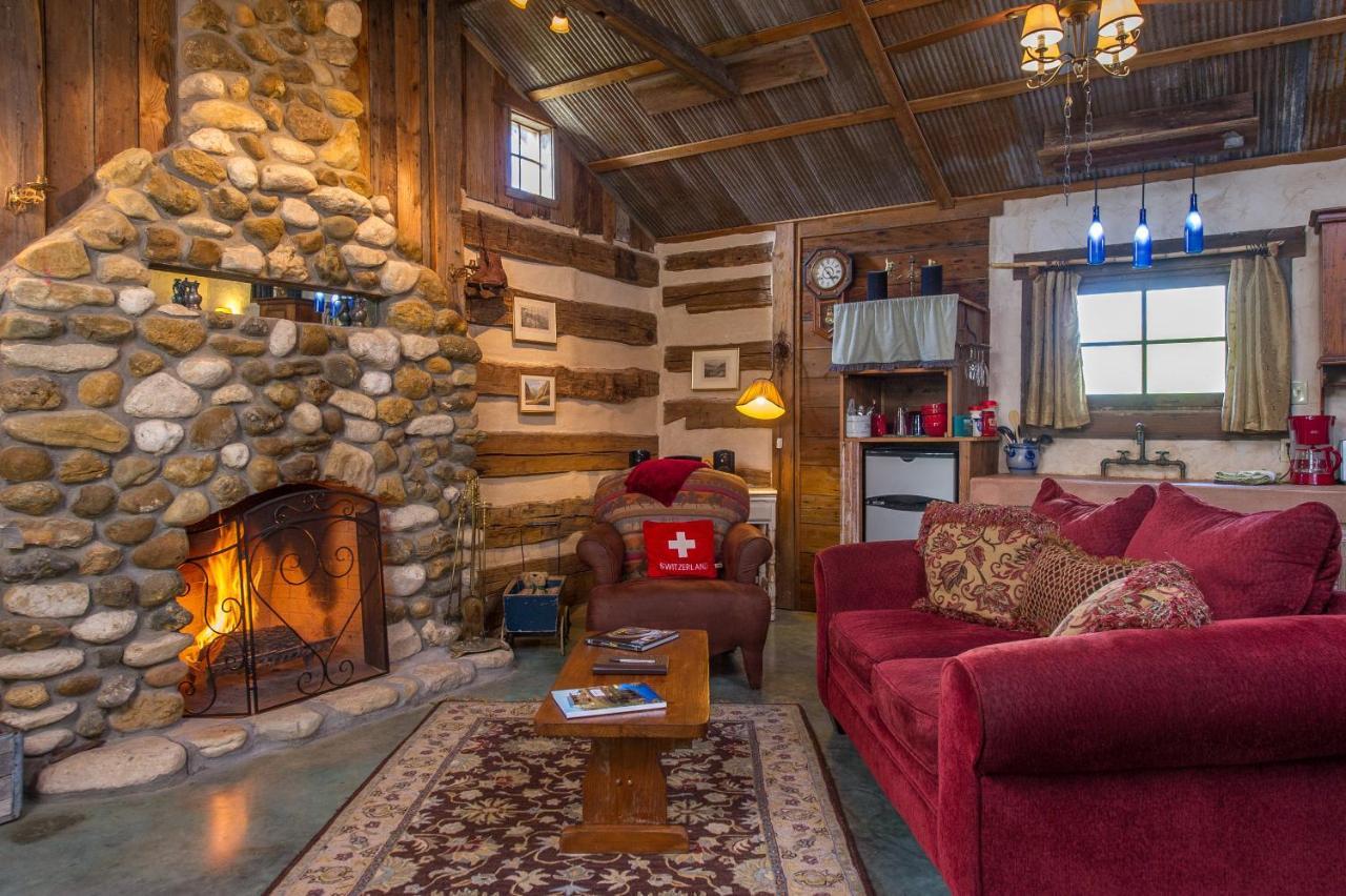 Barons Creekside Resort *